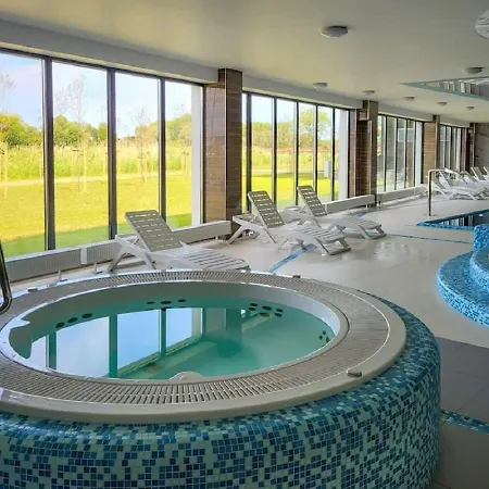 Cozy With River View Spadochroniarzy With Parking & By Renters Lejlighed *