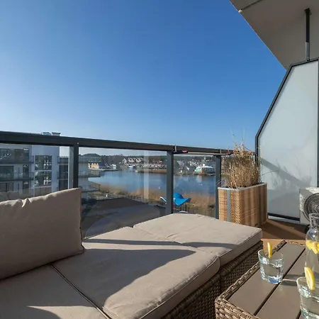 Cozy With River View Spadochroniarzy With Parking & By Renters *