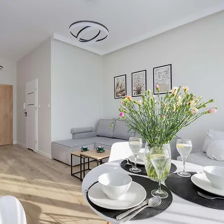 Lejlighed Cozy With River View Spadochroniarzy With Parking & By Renters Dziwnów