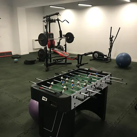 Cozy With River View Spadochroniarzy With Parking & By Renters דירה