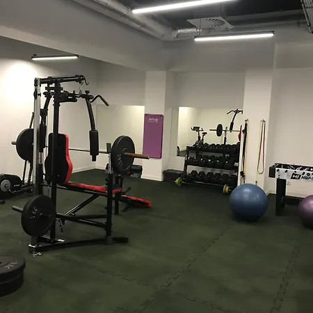 Cozy With River View Spadochroniarzy With Parking & By Renters דירה