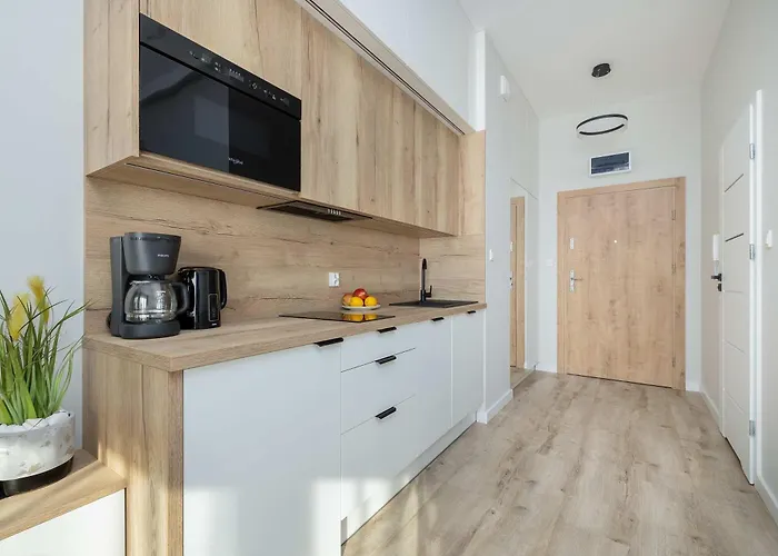 Cozy With River View Spadochroniarzy With Parking & By Renters Daire Dziwnów