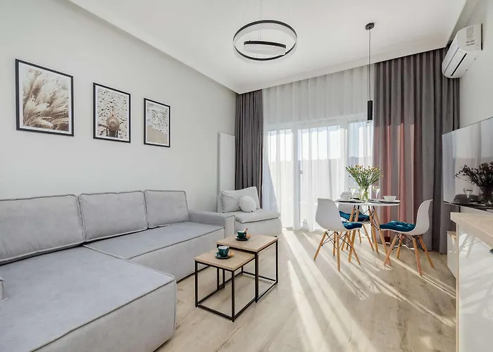 Daire Cozy With River View Spadochroniarzy With Parking & By Renters